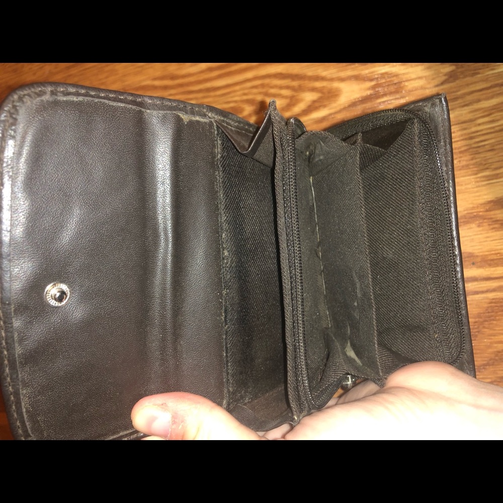 Wallet - Picture 3 of 4